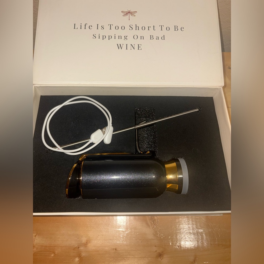 Gold and Black Wine Aerator